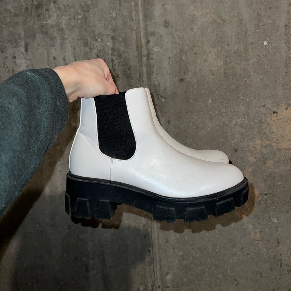 Nasty Gal Chunky White Combat Boots (size 7 women’s)